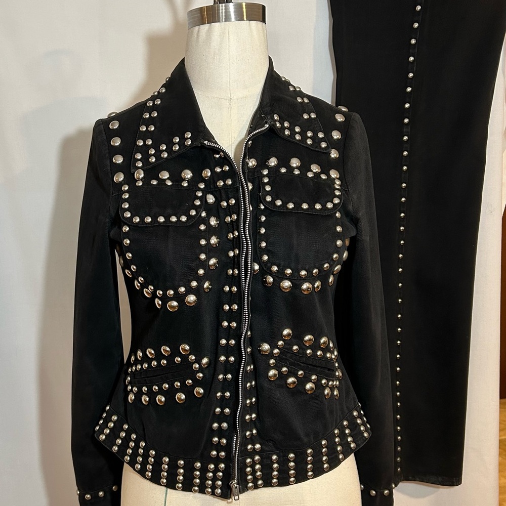COPY - Stylish Black Jean Jacket with Studded Design and Tailored Fit